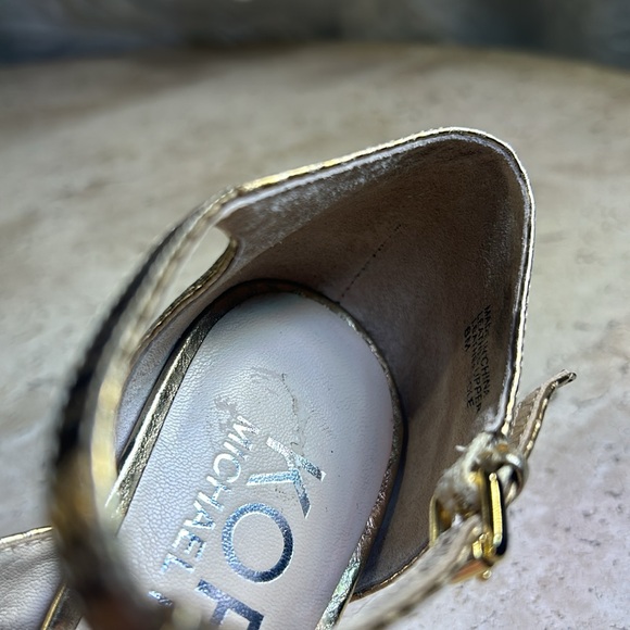 Michael Kors gold heeled sandals. Size 6. - Picture 8 of 10